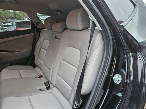 Used 2016 Hyundai Tucson SE w/ Option Group 02 image 19