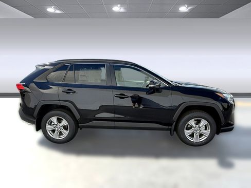 Certified 2025 Toyota RAV4 XLE w/ Convenience Package image 8