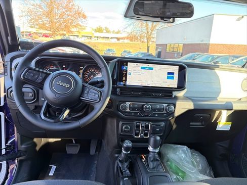 New 2026 Jeep Gladiator Sport image 13