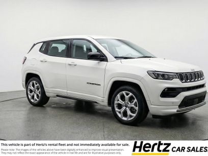 Used 2025 Jeep Compass Latitude