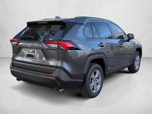 New 2025 Toyota RAV4 XLE image 5