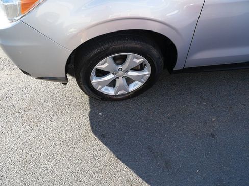 Used 2016 Subaru Forester 2.5i Premium w/ All-Weather Package image 37