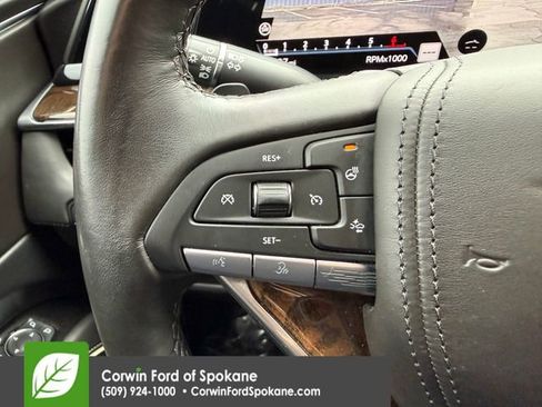 Used 2022 Cadillac Escalade Sport Platinum w/ LPO, ONYX Package image 29