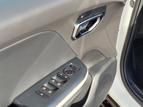 New 2025 Kia K4 GT-Line Turbo w/ GT-Line Sunroof Package FWD image 10