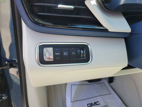 New 2026 Buick Enclave Avenir w/ Super Cruise Package image 23