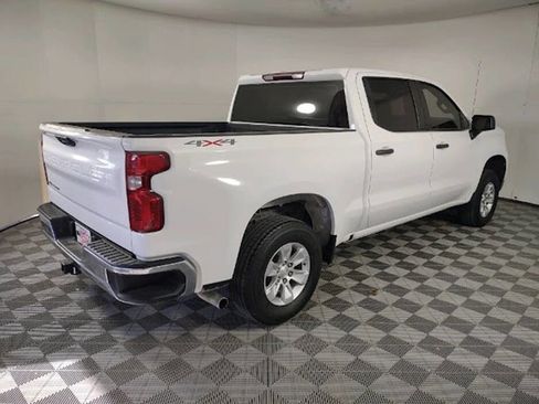 Used 2023 Chevrolet Silverado 1500 W/T w/ Trailering Package image 8