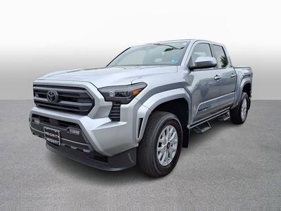 Used 2025 Toyota Tacoma SR5