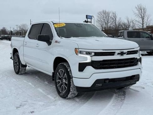 Used 2024 Chevrolet Silverado 1500 RST image 4