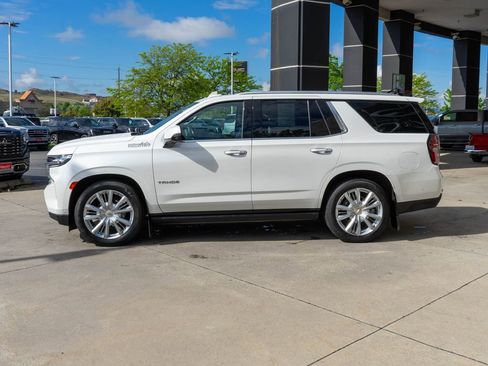 Used 2024 Chevrolet Tahoe High Country w/ Advanced Technology Package AWD/4WD image 4