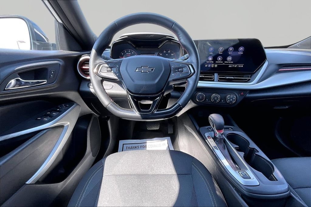 Used 2024 Chevrolet Trax RS w/ Driver Confidence Package FWD image 9
