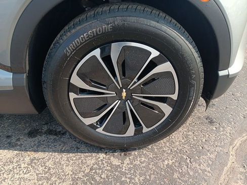 New 2026 Chevrolet Blazer EV LT image 9