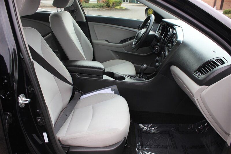 Used 2013 Kia Optima LX FWD image 17