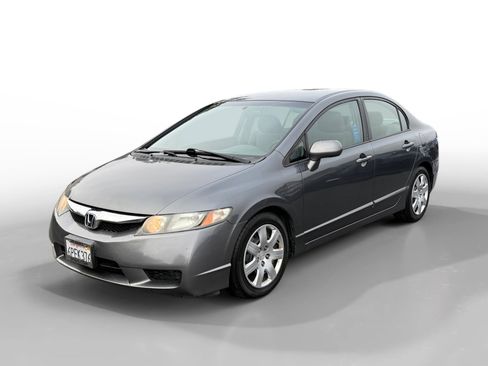 Used 2011 Honda Civic LX image 1