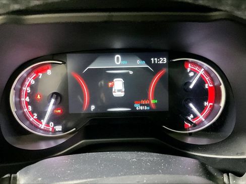 Used 2020 Toyota RAV4 TRD Off-Road AWD/4WD image 16