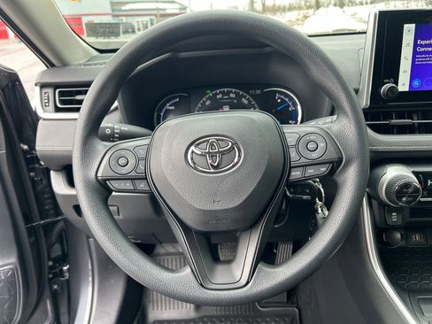 New 2025 Toyota RAV4 LE image 22