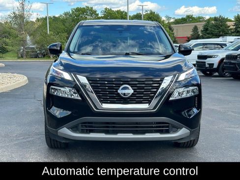Used 2023 Nissan Rogue SV AWD/4WD image 2