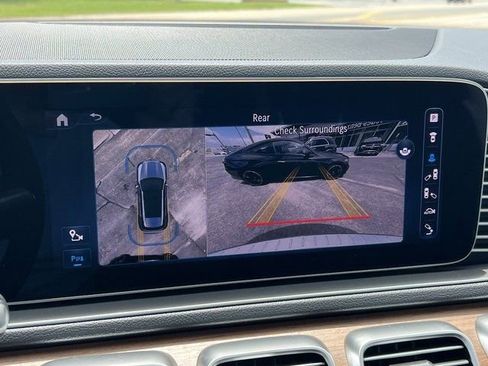 Used 2024 Mercedes-Benz GLE 350 4MATIC image 24