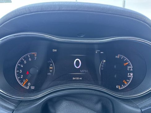 Used 2021 Jeep Grand Cherokee High Altitude AWD/4WD image 18