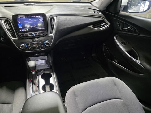 Used 2024 Chevrolet Malibu RS image 17