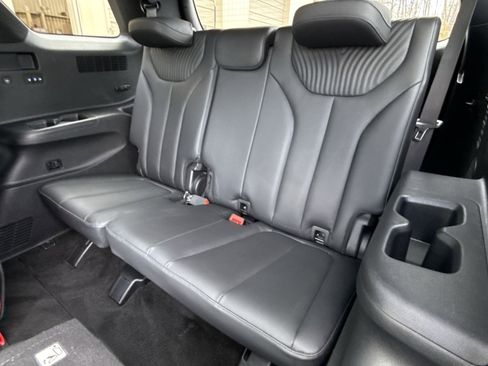 Used 2024 Hyundai Palisade Calligraphy image 26