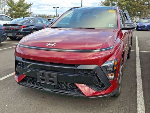 Used 2024 Hyundai Kona N Line image 4