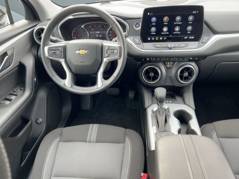 Certified 2024 Chevrolet Blazer LT w/ Convenience Package image 28