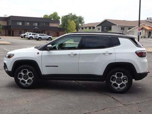 Used 2022 Jeep Compass Trailhawk w/ Trailhawk Elite Group AWD/4WD image 9