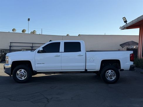 Used 2016 Chevrolet Silverado 2500 LT w/ Z71 Package, Off-Road AWD/4WD image 8