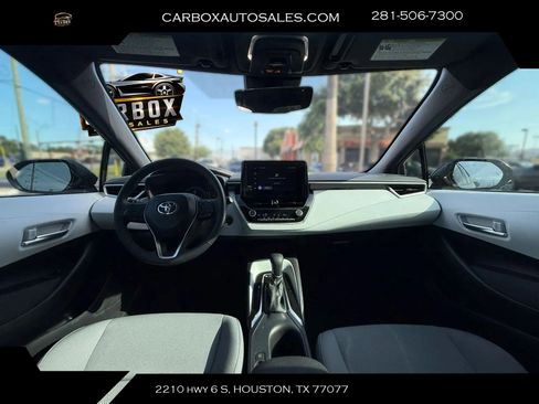 Used 2026 Toyota Corolla SE FWD image 9