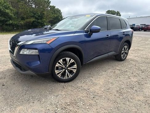 Used 2023 Nissan Rogue SV AWD/4WD image 2
