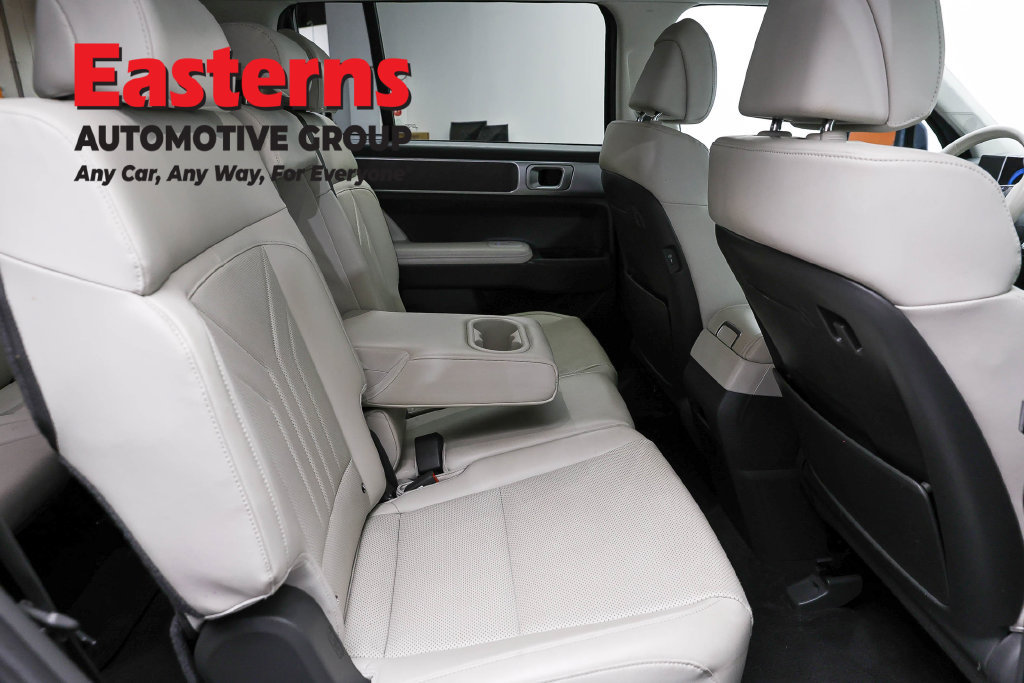 Used 2025 Hyundai Santa Fe SEL AWD/4WD image 24