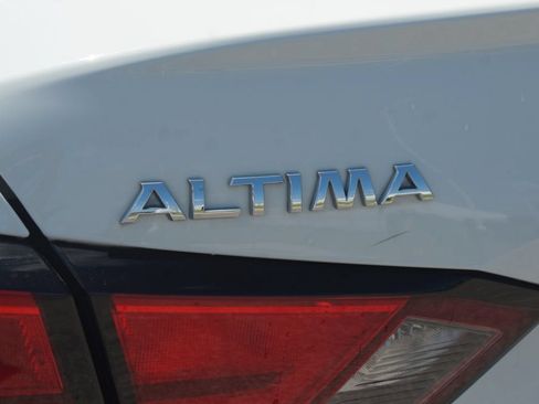 Used 2021 Nissan Altima 2.5 S FWD image 17