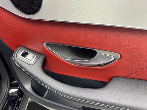 Used 2022 Mercedes-Benz GLC 300 w/ AMG Line image 40