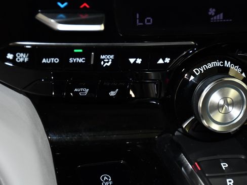 Certified 2025 Acura MDX SH-AWD w/ Technology Package image 29