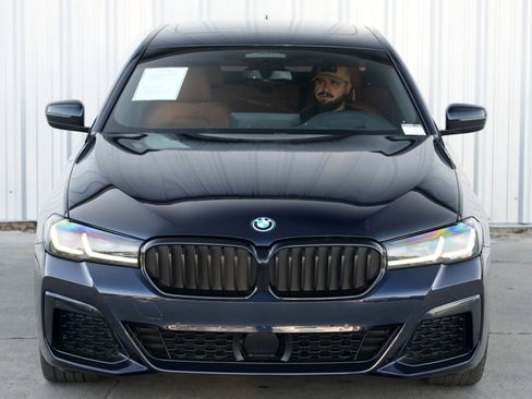 Used 2022 BMW 530e w/ Premium Package image 49