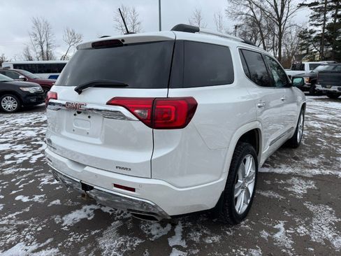 Used 2017 GMC Acadia Denali w/ Technology Package image 5