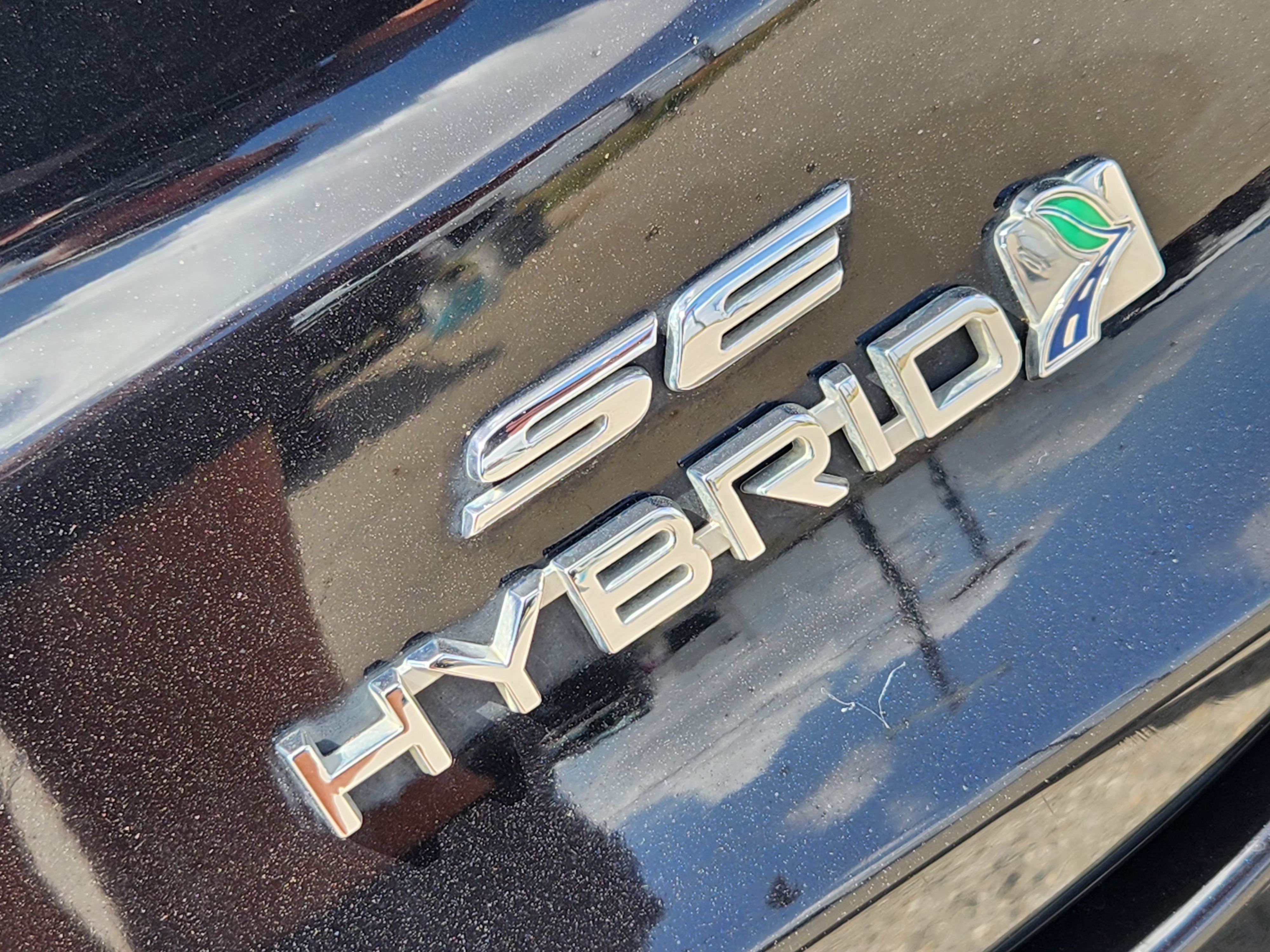 Used 2019 Ford Fusion SE FWD image 13