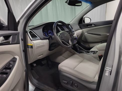 Used 2018 Hyundai Tucson Value FWD image 13