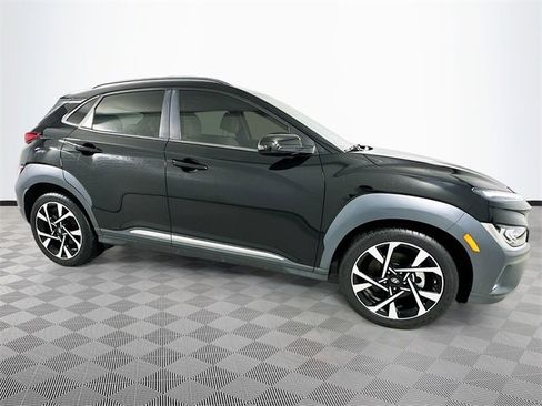 Used 2023 Hyundai Kona Limited image 8