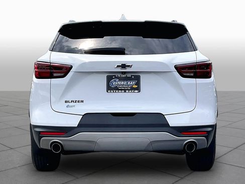 Used 2023 Chevrolet Blazer LT w/ Midnight/Sport Edition FWD image 5