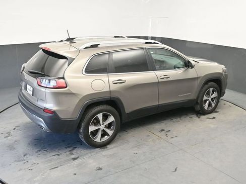 Used 2019 Jeep Cherokee Limited AWD/4WD image 24