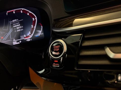 Used 2022 BMW 530i xDrive w/ Convenience Package AWD/4WD image 19