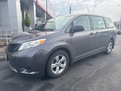 Used 2014 Toyota Sienna L