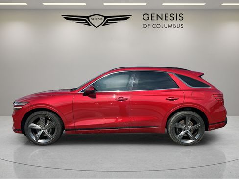 Used 2025 Genesis GV70 3.5T Sport w/ Sport Advanced Package AWD/4WD image 2
