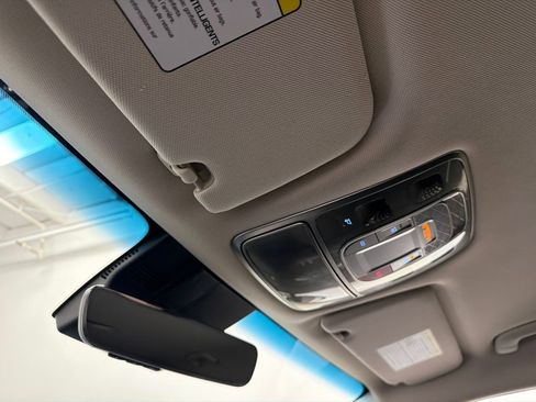 Used 2025 Genesis GV70 2.5T image 28