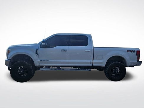 Used 2017 Ford F250 Lariat w/ Lariat Ultimate Package image 5