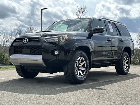 Used 2023 Toyota 4Runner TRD Off-Road Premium w/ Off Road Premium Plus Package image 29