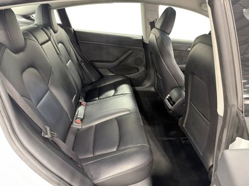 Certified 2023 Tesla Model 3 Standard Range RWD image 11