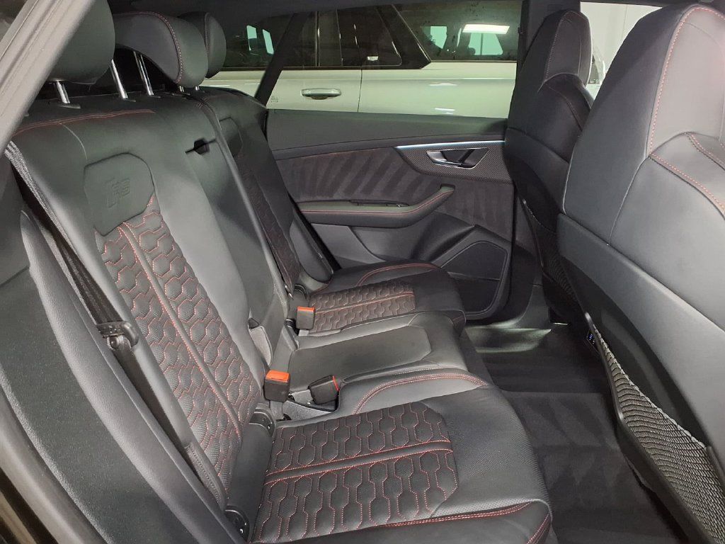 Used 2024 Audi RS Q8 AWD/4WD image 21