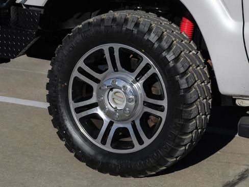 Used 2014 Ford F250 Platinum w/ FX4 Off-Road Package image 45